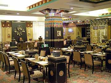 Brahmaputra Grand Hotel Lhasa Exterior photo